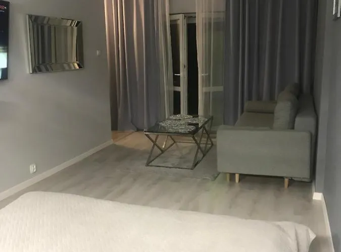 Platinum Przy Plazy, Z Parkingiem, Z Duzym Balkonem Daire Sopot